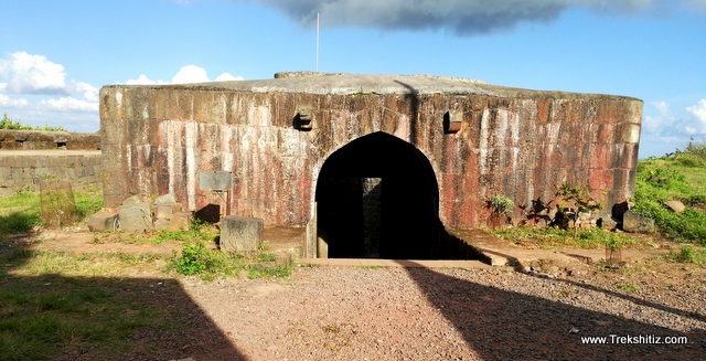 Entrance gate from inside Rajhansgad (Yellur Fort)